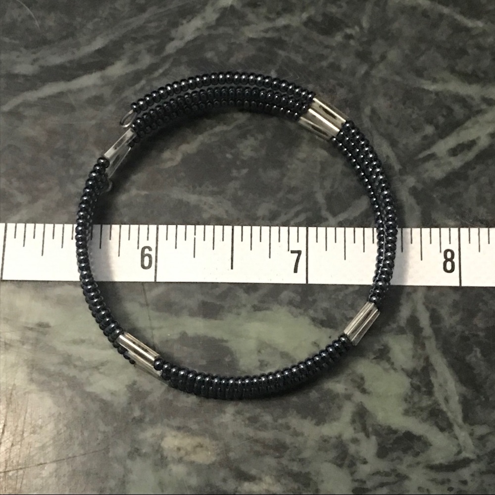 Handmade Memory Wire Bracelet - Picture 3 of 3